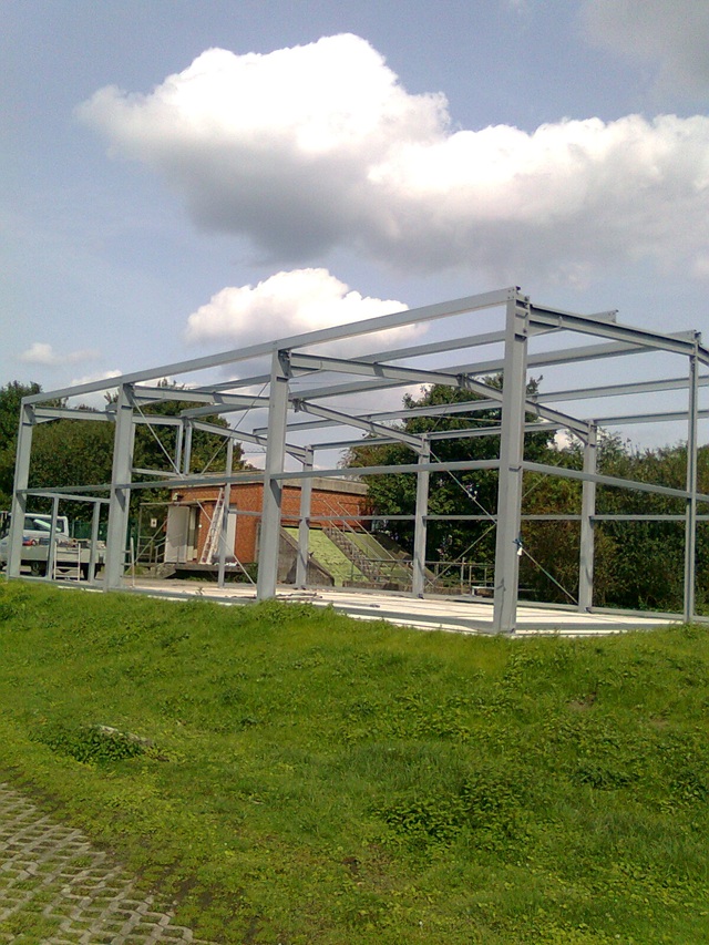 Stahlhallenkonstruktion